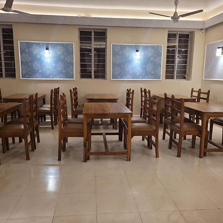 Hotel Ananda Kashi Benares Buitenkant foto